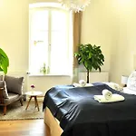 Art Hotel&hostel