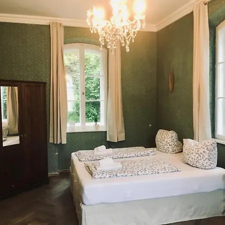 Art & Szálloda 3*
